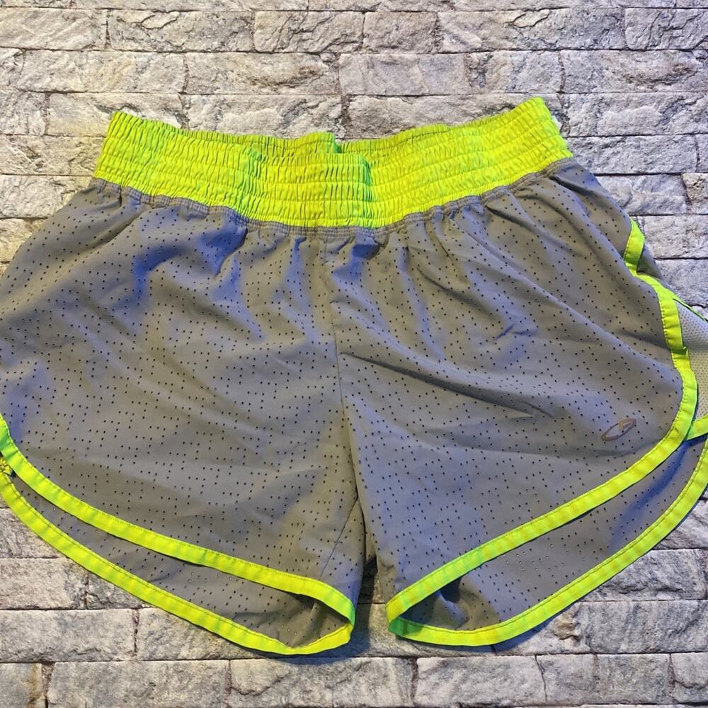 Small gray Champion shorts